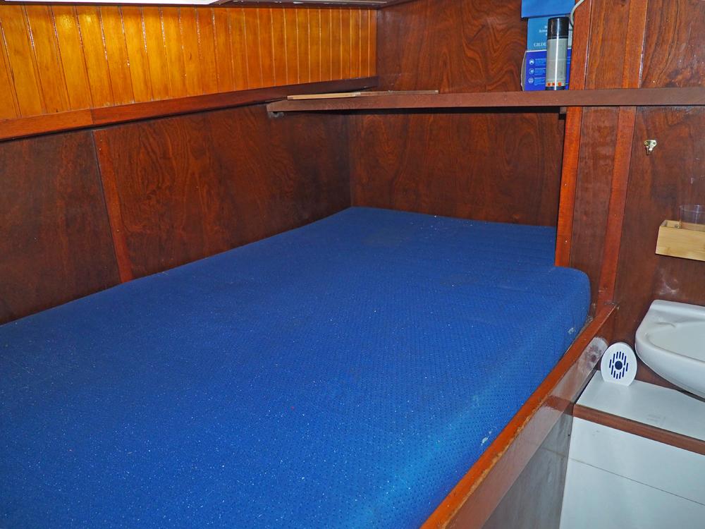 Saloon, Accommodation